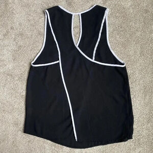 SOY Shine On You Sleeveless Black White Trimmed Cross Back Straps Blouse Size M